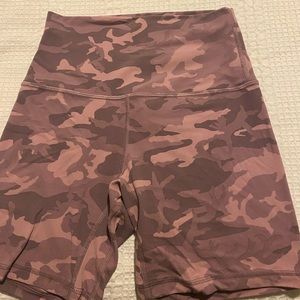 LULULEMON ALIGN SHORT